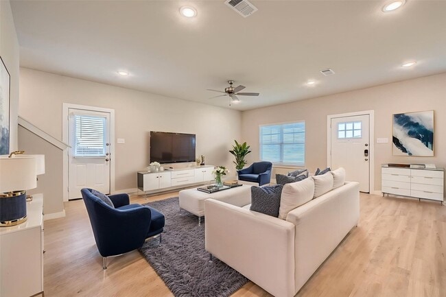 Photo - 4410 Lassen Trail