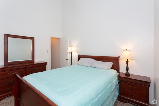 2BR 1.5BA - 1,400 SF - Marvin Gardens Apartments