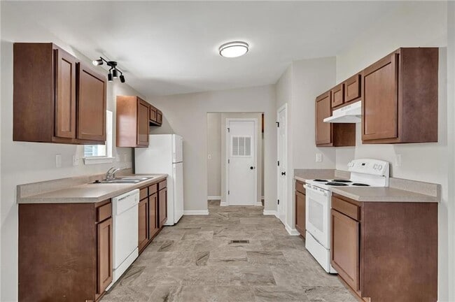 Photo - 125 Sharon Ave