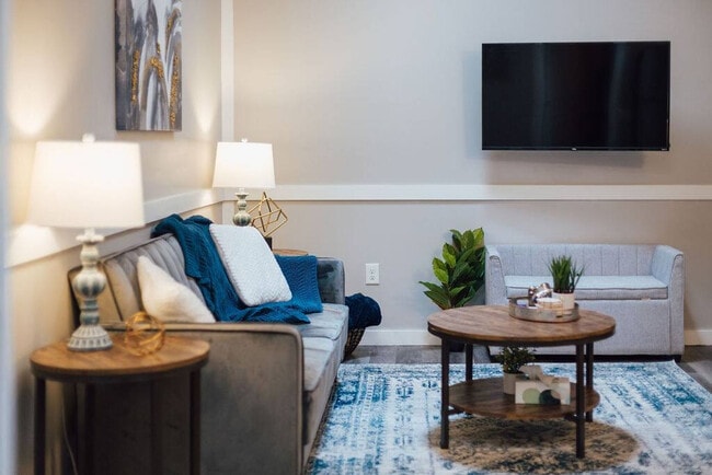 Building Photo - 117 Spring St Unit ID1397960P