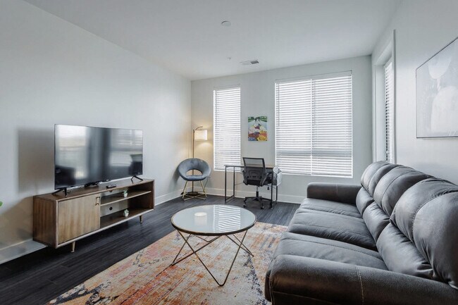 Photo - 228 Pike St Unit ID1036070P