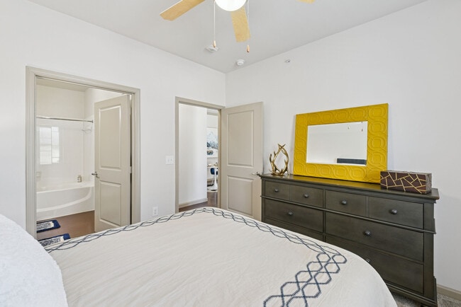 The View at Crown Ridge apartments — community photo - The View at Crown Ridge