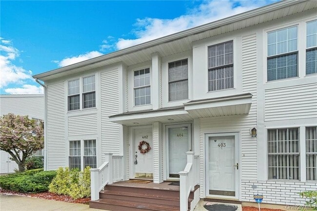 Building Photo - 355 Old Tarrytown Rd Unit 404
