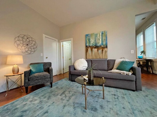 Building Photo - 1925 Colerain Ave Unit ID1056034P