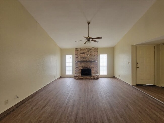 Photo - 8513 Kensington Dr