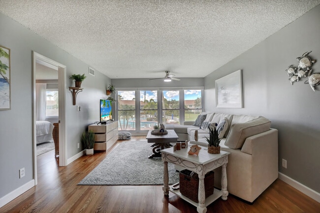 Photo - 154 Palm Dr Unit FL2-ID1049699P