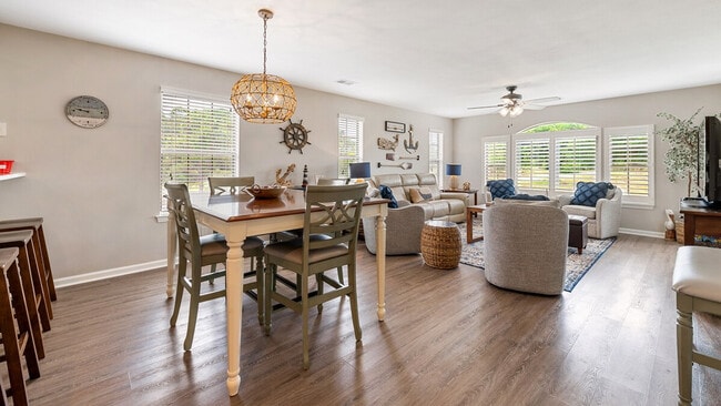 Building Photo - 532 Blue Stem Dr Unit SI ID1253482P