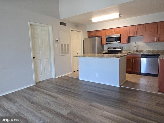 Photo - 3306 Wyndham Cir Unit 328
