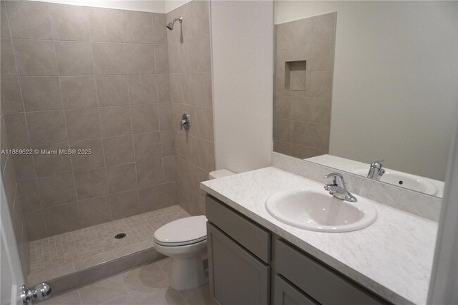 Photo - 1533 NE 3rd Ave