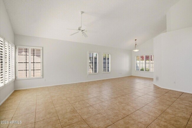 Photo - 9012 E Sutton Dr