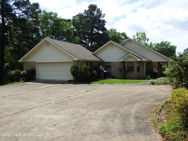 Photo - 606 Lakeview Ave