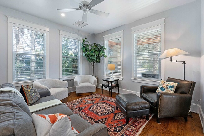 Photo - 146 Blanco St Unit ID1281949P