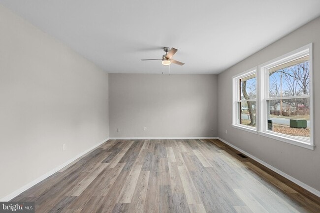 Photo - 1006 Stone Ave