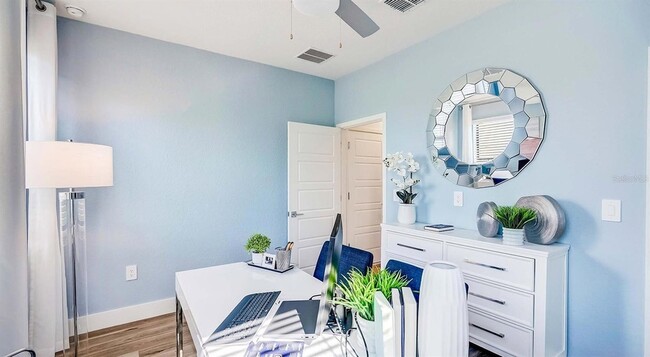 Photo - 8044 Gulfstream Ct