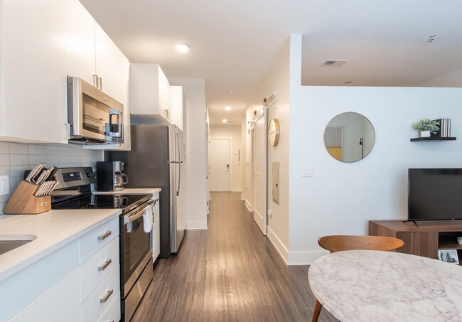 Photo - 228 Pike St Unit ID1014457P