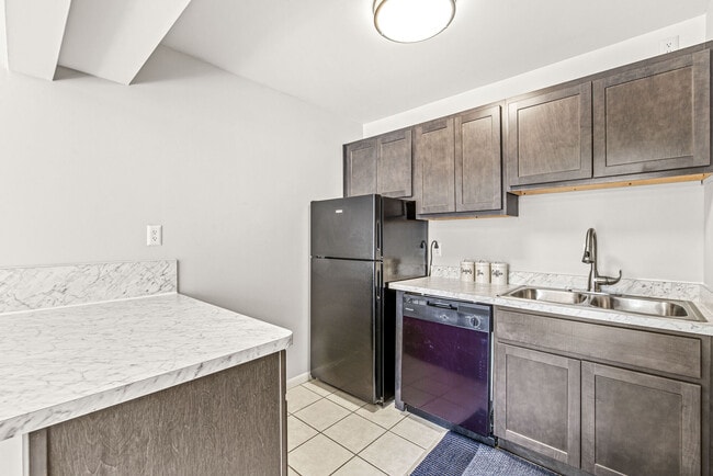 Photo - Harbour Pointe