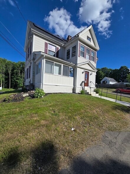Photo - 239 Pleasant St Unit 1