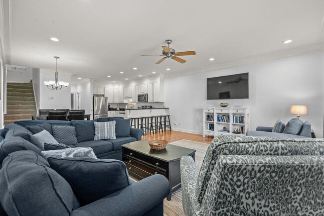 Photo - 115a 7th Ave S Unit ID1308940P