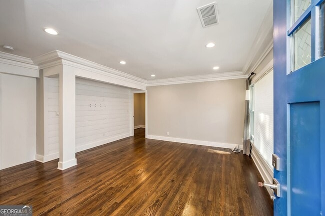 Photo - 2775 Glenvalley Dr