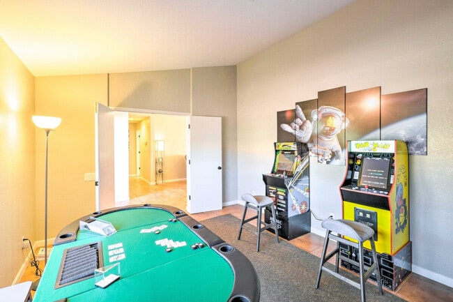 Building Photo - 4401 E Stanford Ave Unit SI ID1386224P