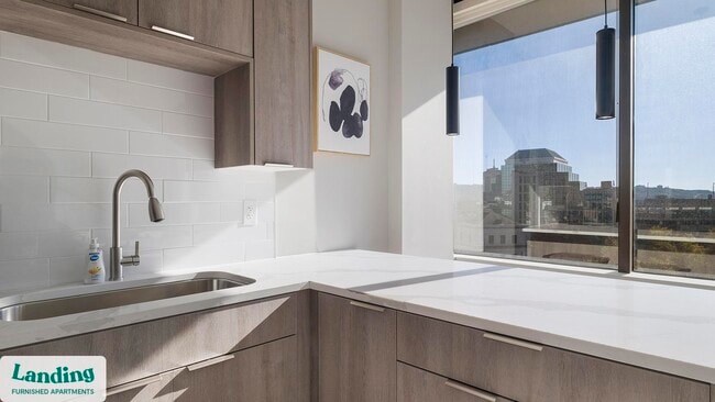 Photo - 600 19th St N Unit 616