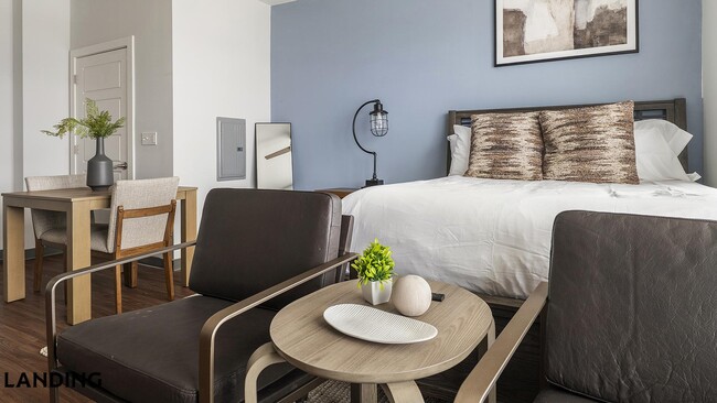 Building Photo - 302 13th St S Unit 611