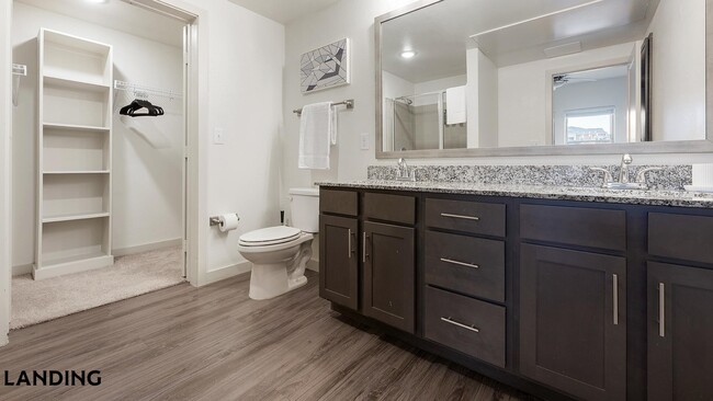 Photo - 2825 Main St Unit 927