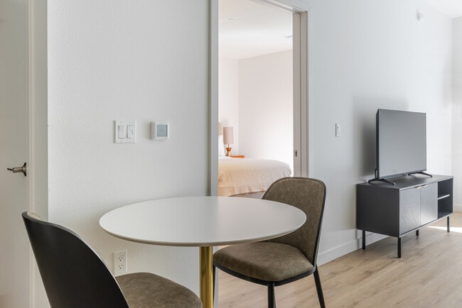 Photo - 350 Chastain Pl Unit FL4-ID2057