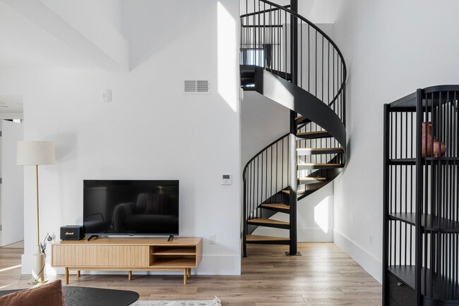 Photo - 1288 Howard St Unit FL5-ID2122