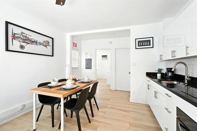 Photo - 343 Van Buren St Unit 4