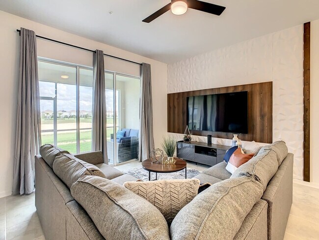 Building Photo - 1083 Splash Shot Pl Unit ID1315036P