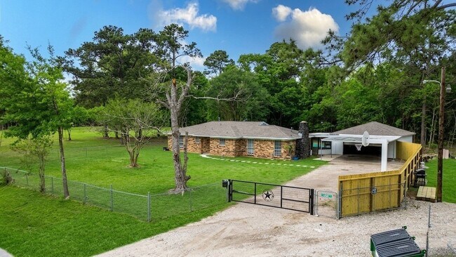 Photo - 20729 Canterbury Ln
