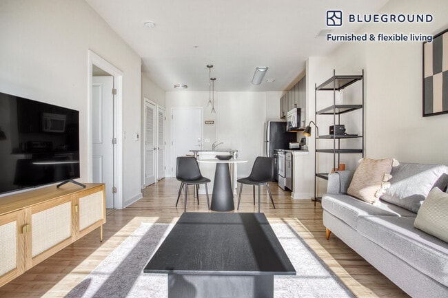 Photo - 360 H St NE Unit SI FL3-ID417