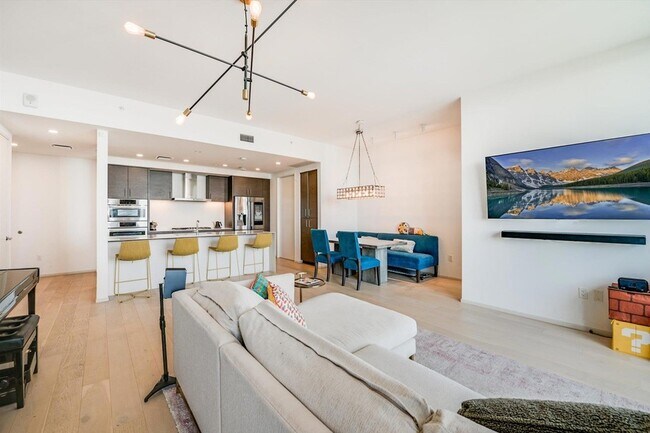 Photo - 301 West Ave Unit 4002
