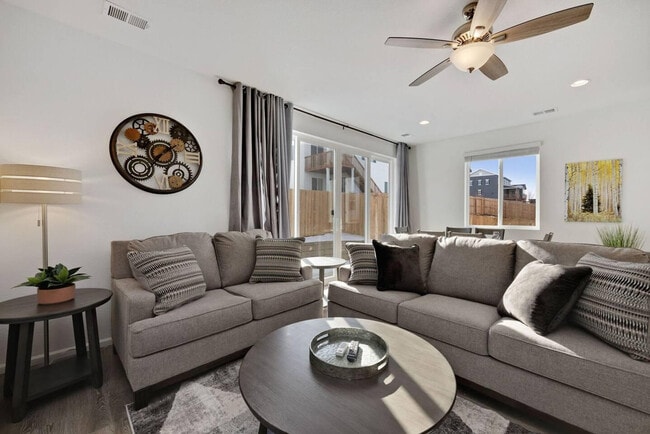 Building Photo - 5888 Indian Wls Ct Unit ID1013141P