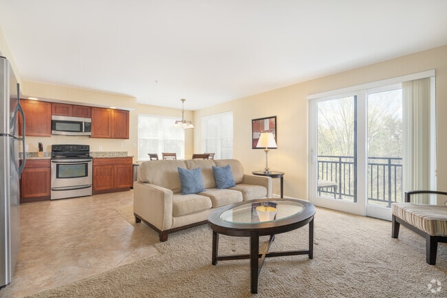 Interior Photo - Towers at Greenville