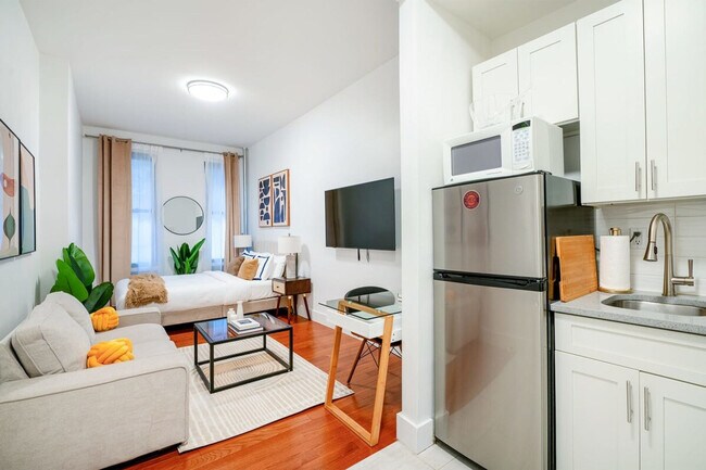 Photo - 444 W 48th St Unit SI ID1022034P