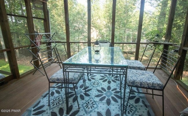 Photo - 46 Summit Cir