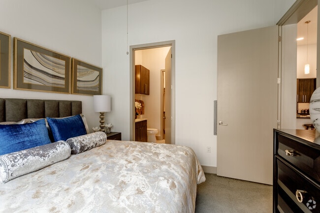 1BR, 1BA - Ness - The Raleigh at Sloan's Lake