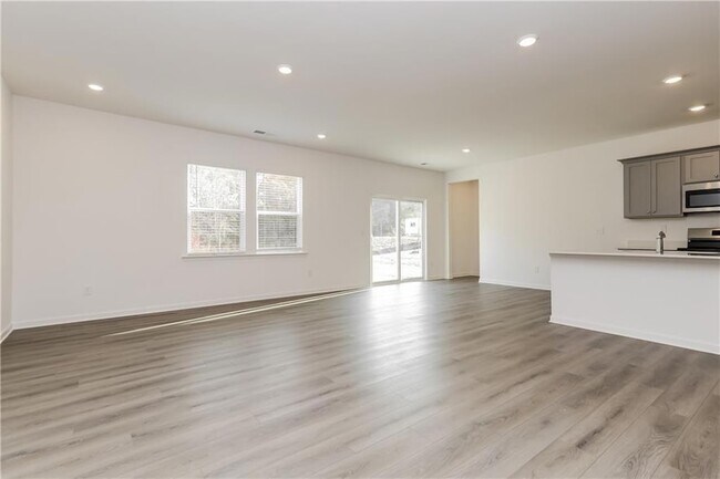 Photo - 308 Trulove Ln