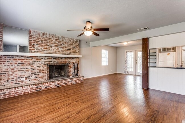 Photo - 2212 Lanier Dr Unit B