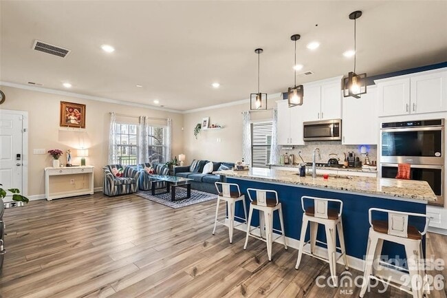 Photo - 613 Cedar Knoll Cir