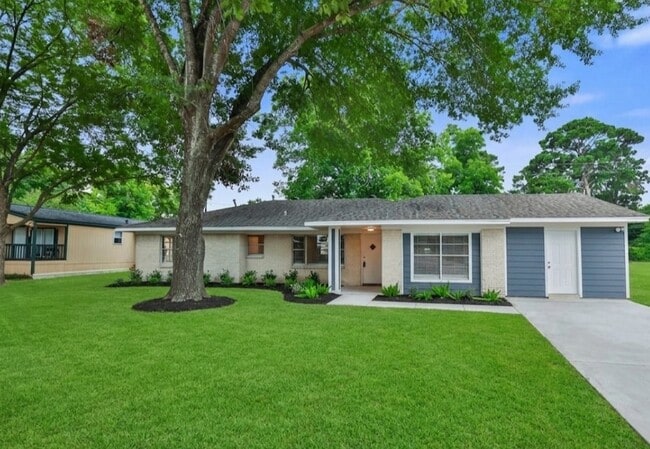 Building Photo - 20631 Nannette Ln