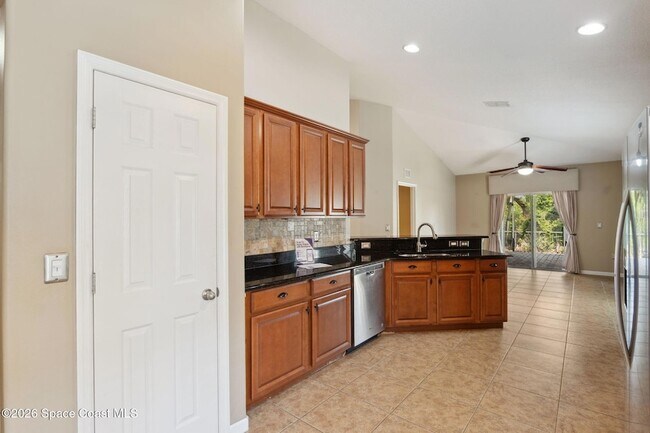 Photo - 1487 Attilburgh Blvd