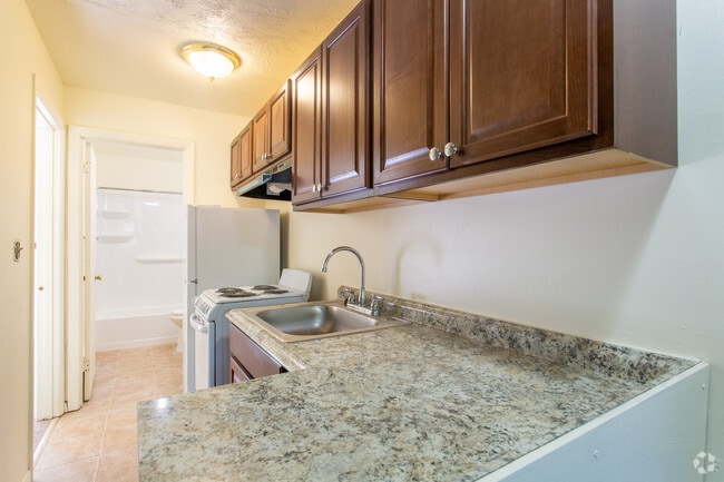 1BR, 1BA - Parker Street Apartments