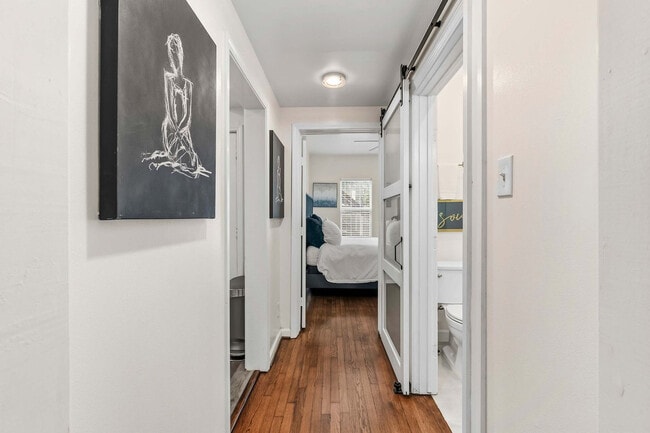 Photo - 1227 Peden St Unit SI ID1542678P