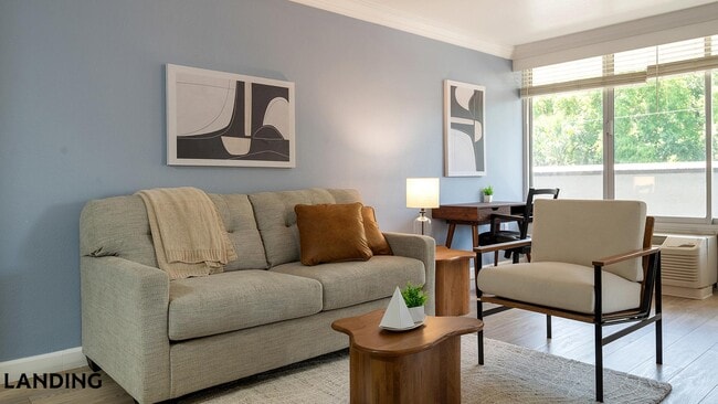 Building Photo - 2851 Maingate Village Cir Unit 8-205
