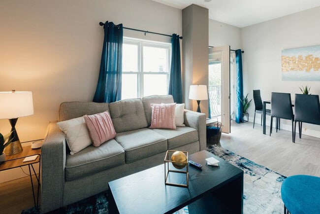 Photo - 202 E Main St Unit ID1397955P