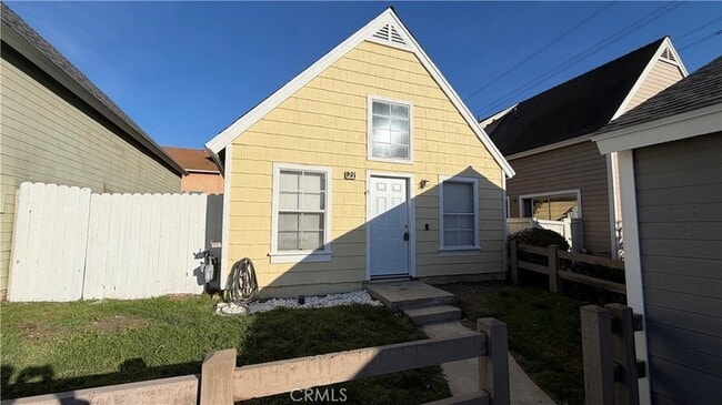 Building Photo - 14605 Woodland Dr