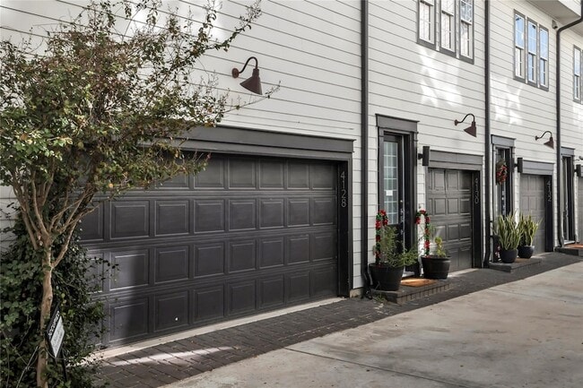 Photo - 4128 Willowbend Blvd